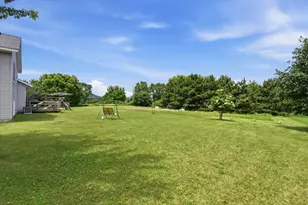 682 Old Hopkins Pl, Hudson, WI 54016 - Photo 30