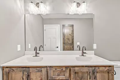 38369 Hunters Ridge Trail, North Branch, MN 55056 - Photo 24