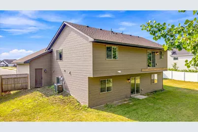 38369 Hunters Ridge Trail, North Branch, MN 55056 - Photo 40