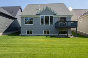 6442 Timber Arch Dr, Chaska, MN 55318 - Photo 34