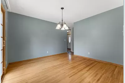 9924 Little Circle, Bloomington, MN 55437 - Photo 16
