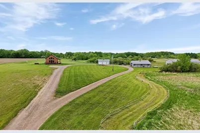 39057 Variolite Street NW, Dalbo, MN 55017 - Photo 24
