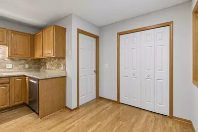 5420 Deerfield Circle SE, Prior Lake, MN 55372 - Photo 10