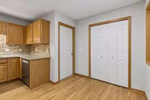5420 Deerfield Cir SE, Prior Lake, MN 55372 - Photo 10
