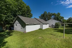623 Spruce St, Fergus Falls, MN 56537 - Photo 8
