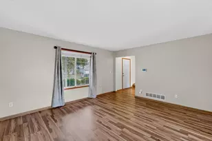 5806 48 Ave NW, Rochester, MN 55901 - Photo 8