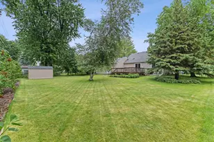 1405 Belmont Ln W, Roseville, MN 55113 - Photo 40