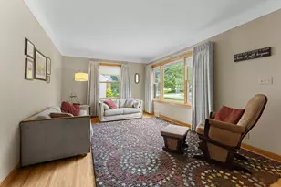 1405 Belmont Ln W, Roseville, MN 55113 - Photo 6