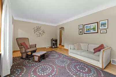 1405 Belmont Lane W, Roseville, MN 55113 - Photo 8