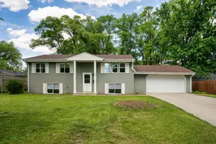 3108 W 108th St, Bloomington, MN 55431 - Photo 2
