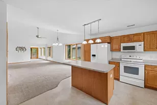 466 Cedar Ct, Taylors Falls, MN 55084 - Photo 8