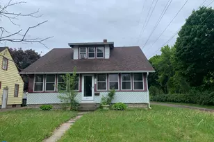 643 Mound Ave, Mankato, MN 56001 - Photo 1