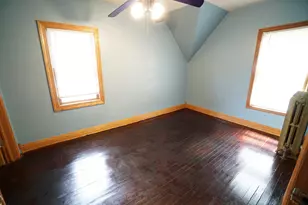 115 E 35th St, Minneapolis, MN 55408 - Photo 12