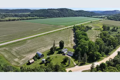 5263 County 22, Houston, MN 55943 - Photo 1