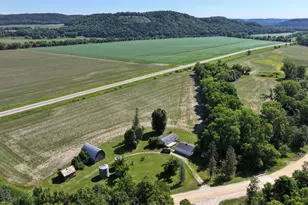 5263 County 22, Houston, MN 55943 - Photo 1