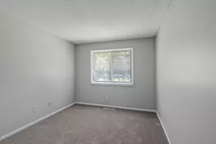 13359 Zenith Ln, Eden Prairie, MN 55346 - Photo 16