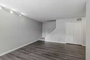13359 Zenith Ln, Eden Prairie, MN 55346 - Photo 6