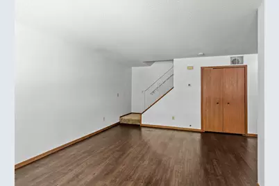 13317 Zenith Lane, Eden Prairie, MN 55346 - Photo 4