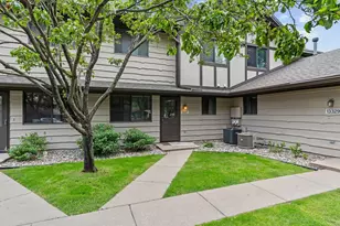 13317 Zenith Ln, Eden Prairie, MN 55346 - Photo 26