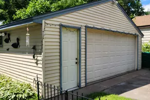 5817 Perry Ave N, Crystal, MN 55429 - Photo 4