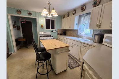 5817 Perry Avenue N, Crystal, MN 55429 - Photo 8