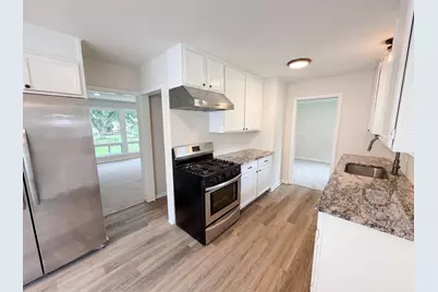 1695 Abell Street, Maplewood, MN 55117 - Photo 6