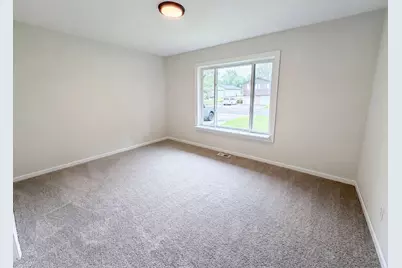 1695 Abell Street, Maplewood, MN 55117 - Photo 12