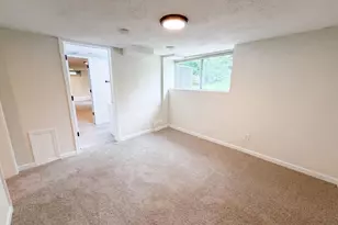 1695 Abell St, Maplewood, MN 55117 - Photo 14