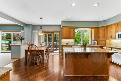 6820 Lorena Lane, Eden Prairie, MN 55346 - Photo 14