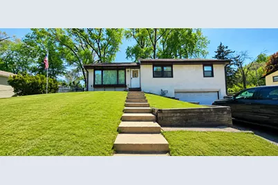 184 Larpenteur Avenue E, Saint Paul, MN 55117 - Photo 1