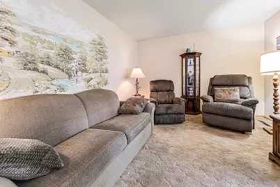 1402 6th Street NW, Austin, MN 55912 - Photo 4