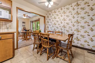 1402 6th Street NW, Austin, MN 55912 - Photo 8