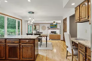 13645 Krestwood Dr, Burnsville, MN 55337 - Photo 8