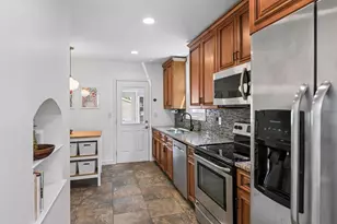 3207 Cleveland St NE, Minneapolis, MN 55418 - Photo 10