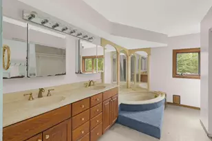 9785 Alaureate Ct, Inver Grove Heights, MN 55077 - Photo 18