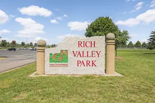 9785 Alaureate Ct, Inver Grove Heights, MN 55077 - Photo 32