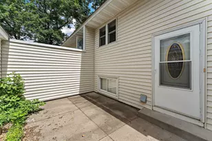 12131 Drake St NW, Coon Rapids, MN 55448 - Photo 4