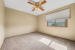 1516 Helmo Ave N, Oakdale, MN 55128 - Photo 10