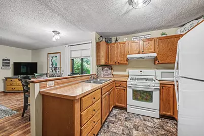 1516 Helmo Avenue N, Oakdale, MN 55128 - Photo 6