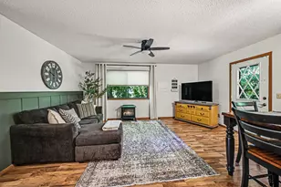 1516 Helmo Ave N, Oakdale, MN 55128 - Photo 2
