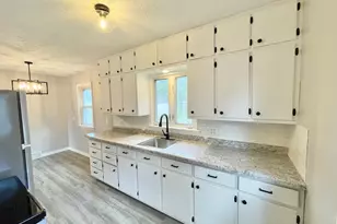 212 Cleveland Ave, Morgan, MN 56266 - Photo 2