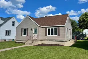 212 Cleveland Ave, Morgan, MN 56266 - Photo 1