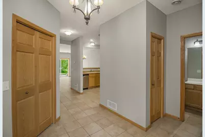 614 Southbridge Drive, Northfield, MN 55057 - Photo 6