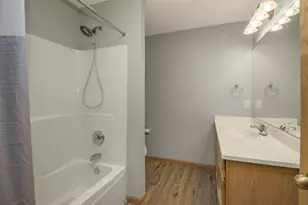 614 Southbridge Dr, Northfield, MN 55057 - Photo 20