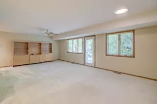 2201 Ferris Ln, Roseville, MN 55113 - Photo 22