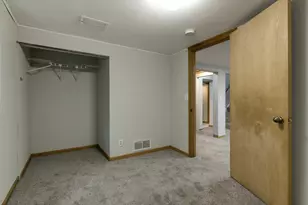 5718 Sumter Ave N, Crystal, MN 55428 - Photo 24