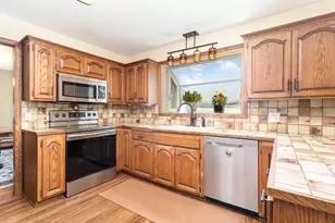 3013 Bluffs Dr, Mound, MN 55364 - Photo 14