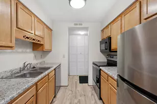450 Ford Rd, Saint Louis Park, MN 55426 - Photo 12