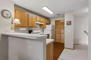 2240 Ranchview Ln N, Plymouth, MN 55447 - Photo 6