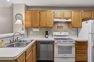 2240 Ranchview Ln N, Plymouth, MN 55447 - Photo 8